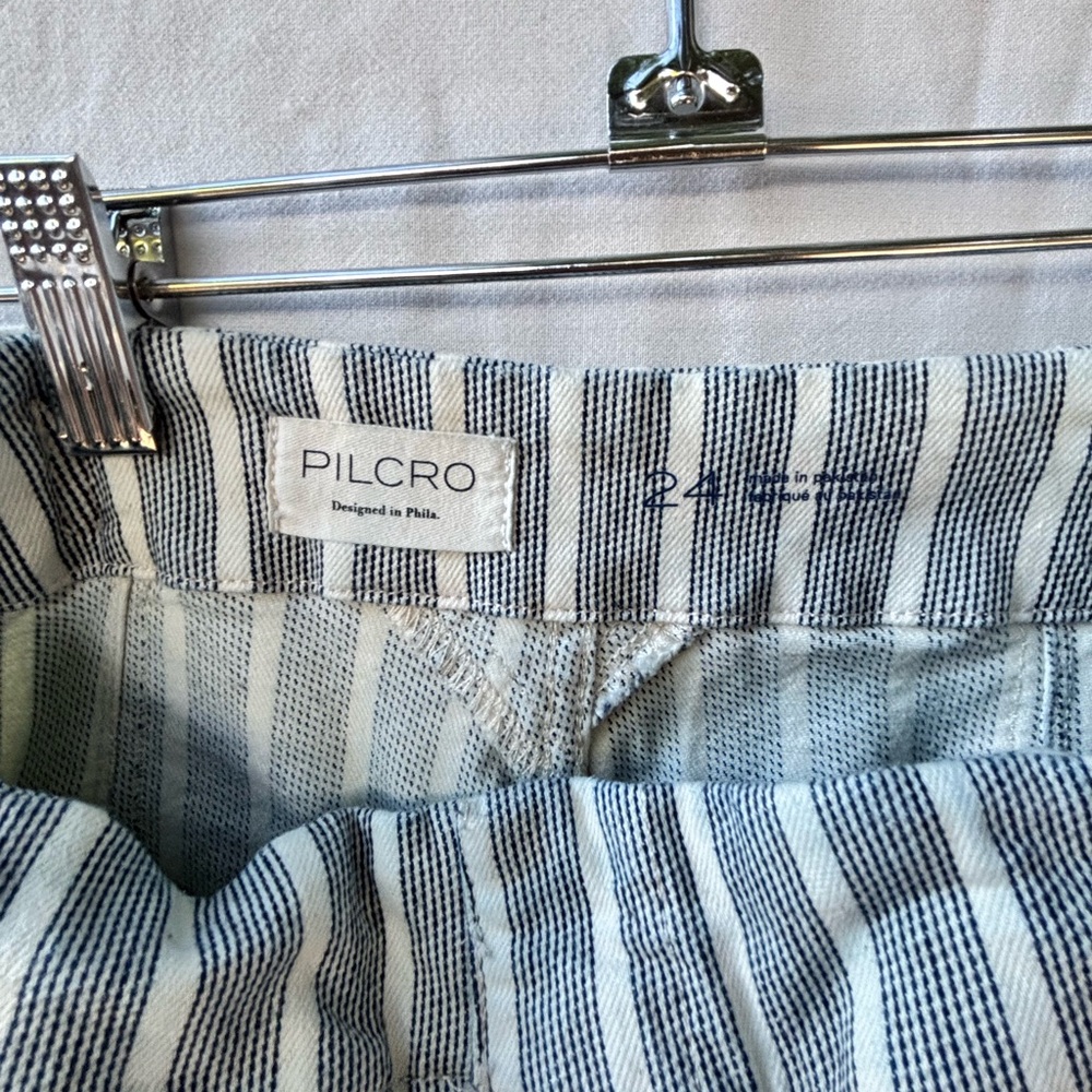 Pilcro Wide-Leg Striped Linen Blend Pants in Gray and White - Picture 5 of 7